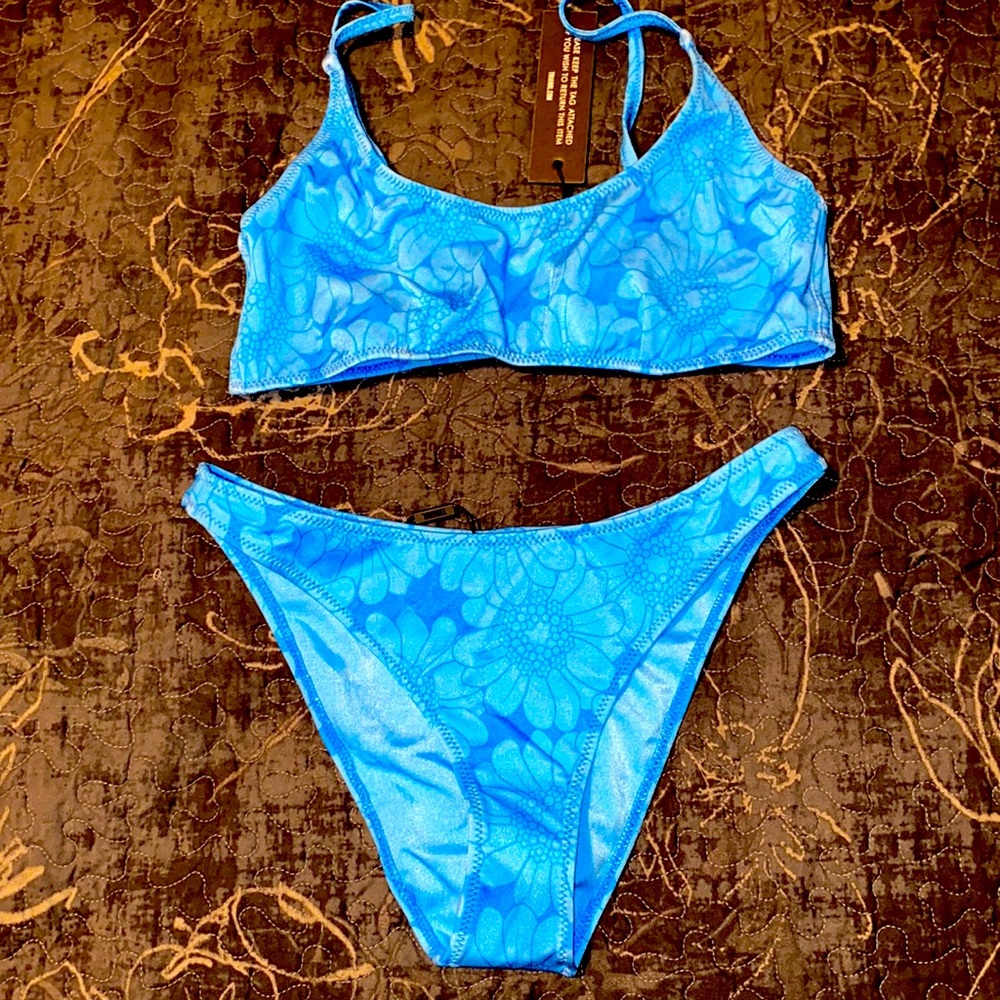 🌺 Blue flora triangl bikini!